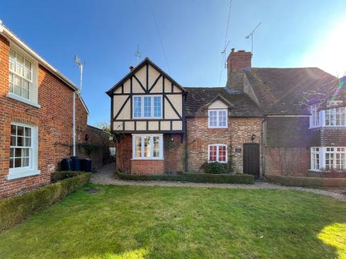 Hollingbourne Casa | Green Trees