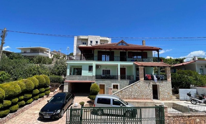 Aliko Apartamento | Green Villa Berdenesh