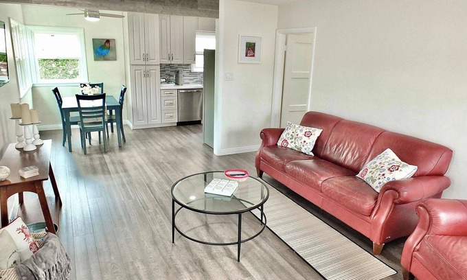 Belmont Heights Casa | Greenbelt Guesthouse