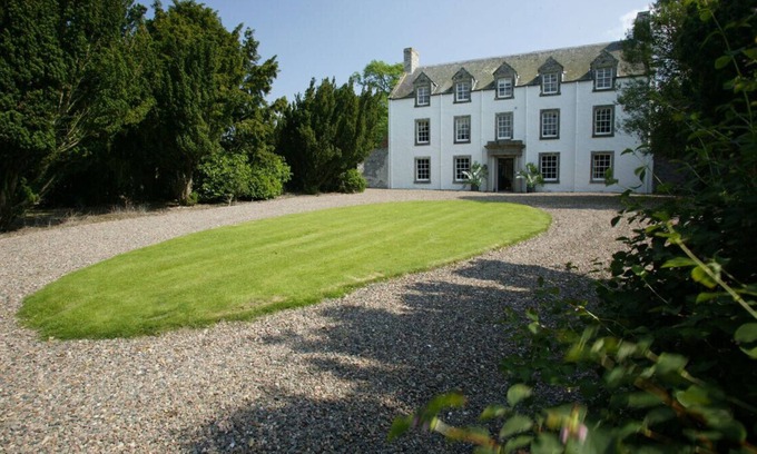 Kelso Cabaña | GREENHILL LODGE & COTTAGE, pet friendly, with open fire in Jedburgh