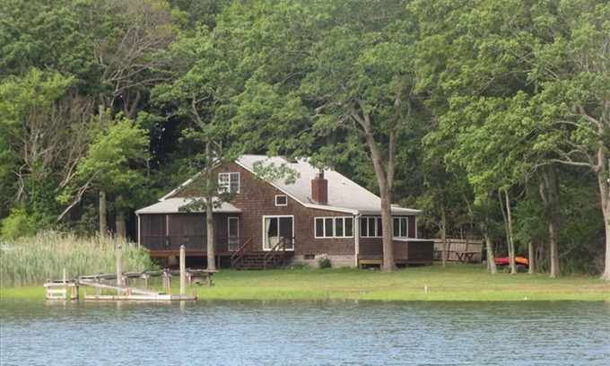 Greenport West Cabaña | Muelle privado de Greenport Waterfront