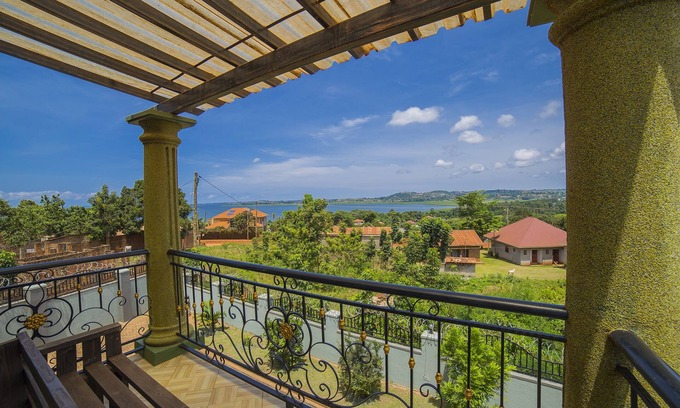 Kampala Casa | Greens Guest Homes