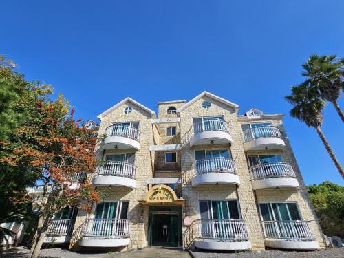 Jungmun Casa | Greenside Pension