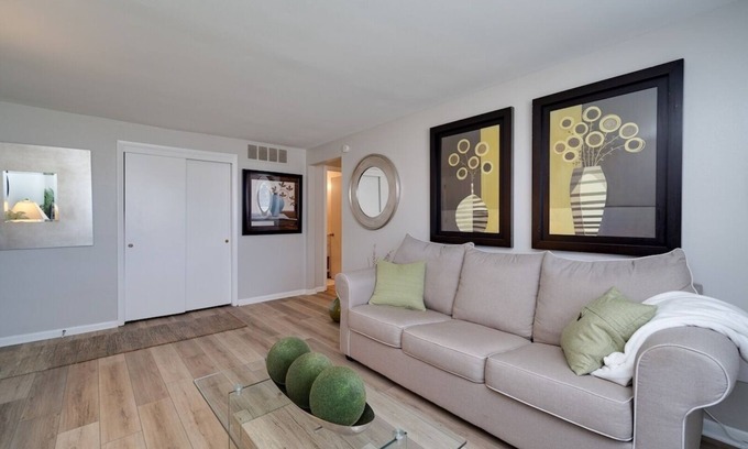 Beavercreek Apartamento | Greenside Retreat 1BR Retreat 1st floor, U of Dayton, Cedarville U
