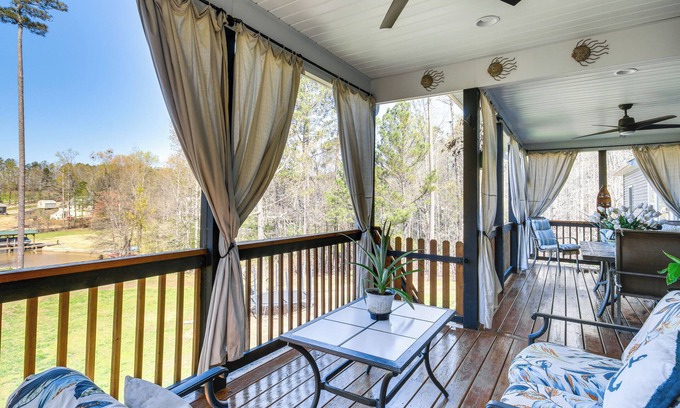 Cross Hill Casa | Greenwood Lake Access & Dock: Waterfront Home