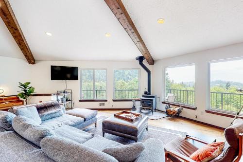 Port Angeles Casa | Greer's Outlook