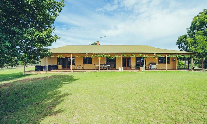 Gregadoo Casa | Gregadoo Homestead (20 mins from Wagga)