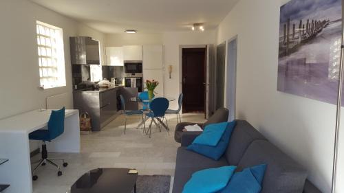 Eaux-Vives Vollandes Apartamento | Grenade