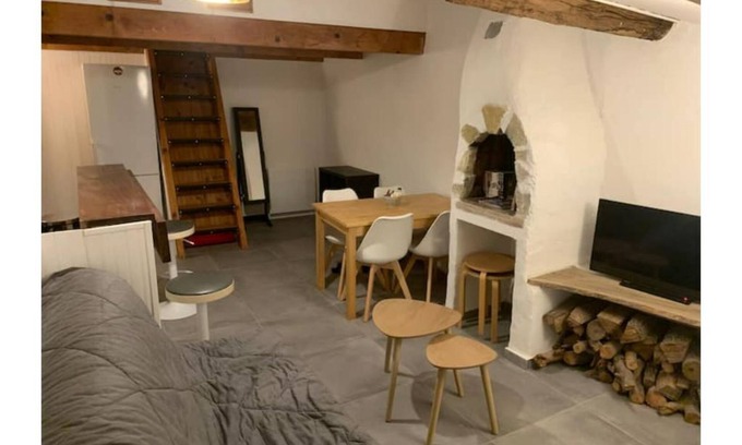 Greolieres Apartamento | Greolières village: Superb duplex with mountain view.