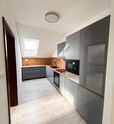 Hlohovec Apartamento | Grey Apartment Hlohovec