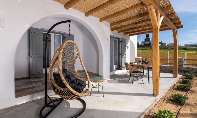 Glinado Casa | Grey Villa - Naxian Sunset Villas complex