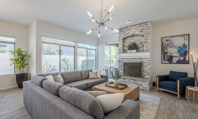 Talon Retreat Casa | Greyhawk - New Listing Discount -Pool- Chef's Kitchen - Golfer's Dream Location