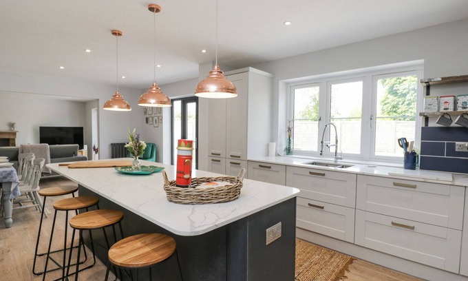 Upton St. Leonards Cabaña | Greystones