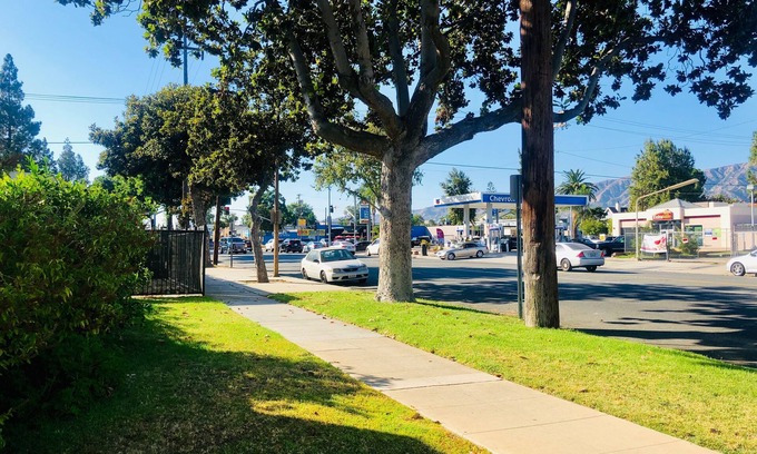 Riverside Rancho Hotel | Griffith Park Motel - LA Hollywood Area