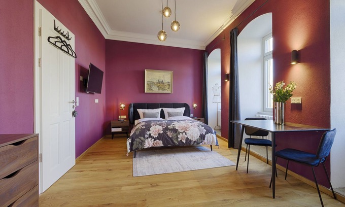 Rottenbauer Apartamento | Grimm's Schlossapartments - Brave little tailor