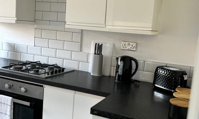 Grimsby Apartamento | Grimsby Workers Haven 4 Bed Renovated House Sleeps 8n