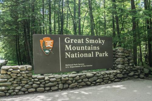 Pittman Center Casa | Grizzly Den by American Patriot Getaways