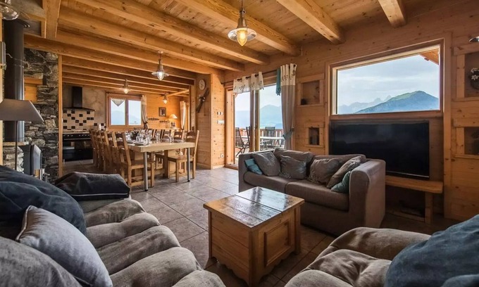 Villarembert Chalet De Esquí | Große Wohnung mit Jacuzzi im Chalet