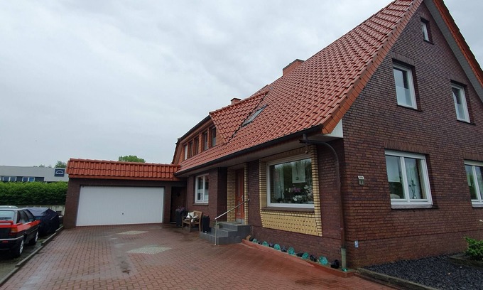 Papenburg Apartamento | Große neu Renovierte Ferienwohnung für Max. 5 Personen in Zentrumnähe