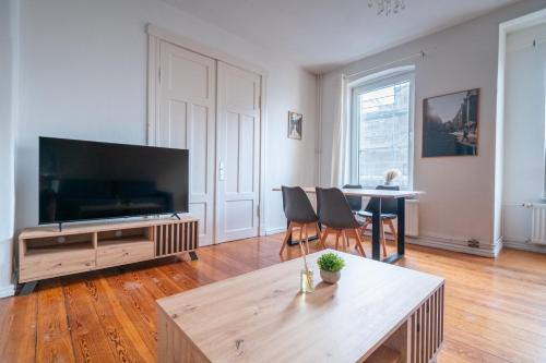 Flensburg Apartamento | Großes Apartment mit 2 Balkonen zentral am Nordertor