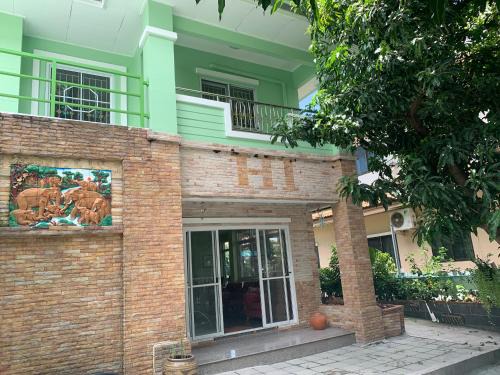 Rangsit Apartamento | Großes Haus mit Garten, Bangkok