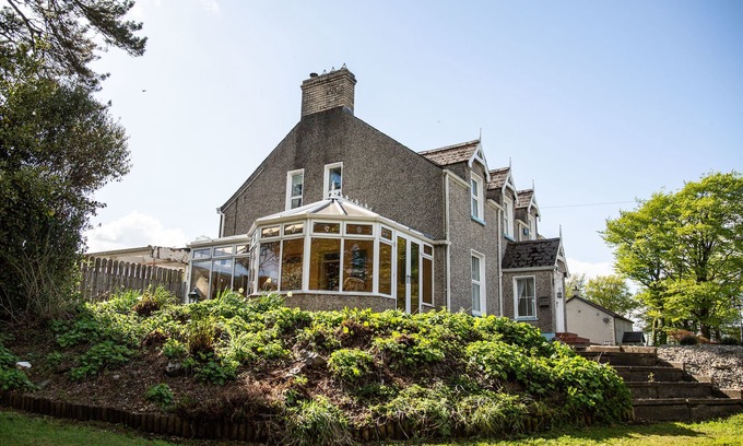 Londonderry Cama Y Desayuno | Groarty House & Manor B&B