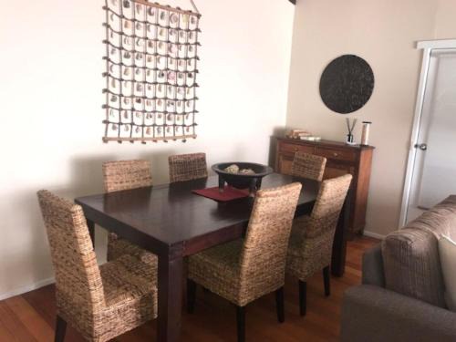 Ventnor Casa | Grossard Point Retreat