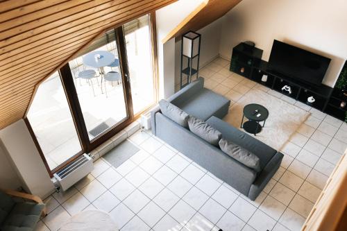 Bernhausen Apartamento | Grosse Galerie-Wohnung Airport Messe Stuttgart - Balkon - Parkplatz