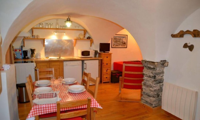 Villarabout Apartamento | Planta baja, vista montaña, tv, local para esquís, 50m², Saint Martin de Belleville