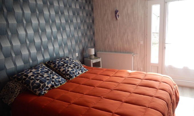 Montfaucon-en-Velay Apartamento | Ground floor apartment for 2 people