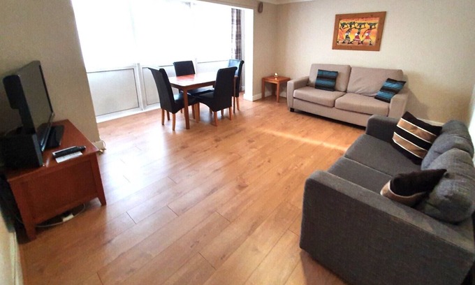 Bobbing Apartamento | Wentworth Flat - Dos Habitaciones Piso, Capacidad 4