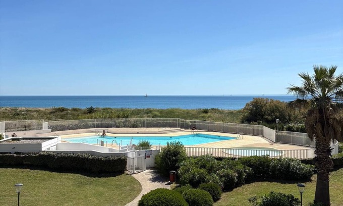 Saint-Cyprien Plage Apartamento | Apartamento en planta baja con piscina