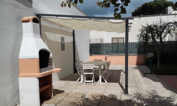 Sabaudia Apartamento | Ground floor apartment with independent garden in the center of Sabaudia