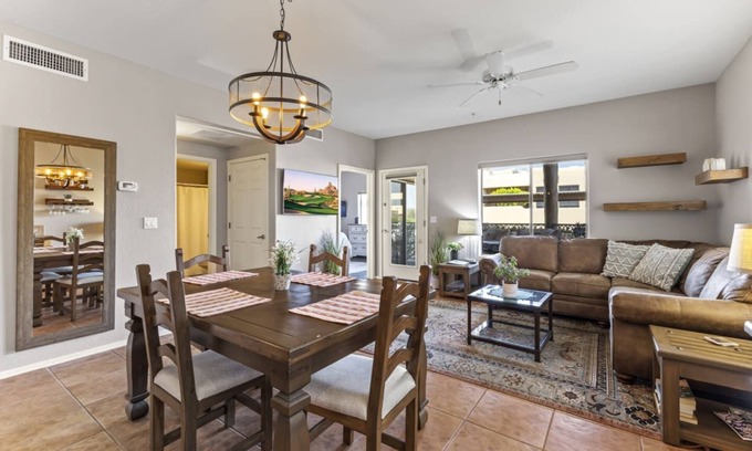 Crystal Ridge Apartamento | Ground Floor Condo Near Plaza & Fountain Park w/ Pool, Hot Tub & Private Patio