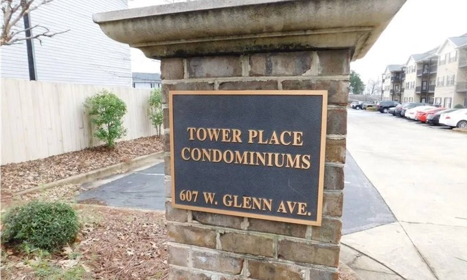 Auburn Condominio | Ground floor condo 3 blocks from stadium. Parking pass is included with deposit