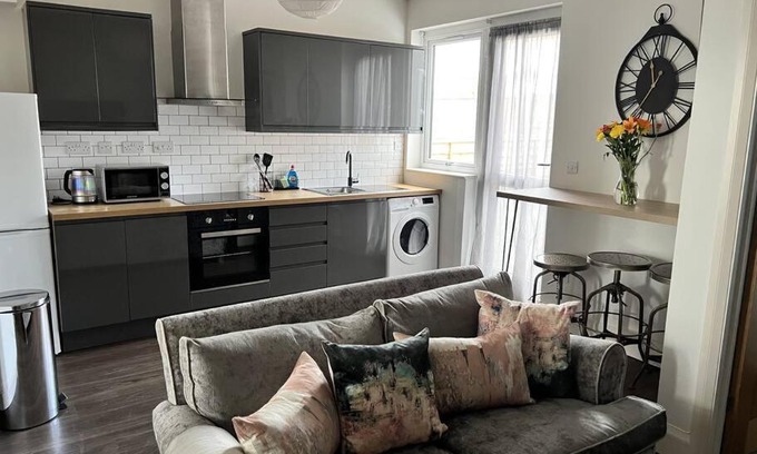 Keynsham Apartamento | Ground floor flat