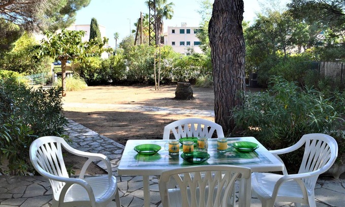 Cavaliere Apartamento | ¡Apartamento para 4 personas con jardín, cerca de la playa de Cavalaire!