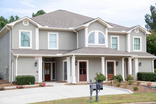 Country Club Casa | Ground Floor Golf Course Condo