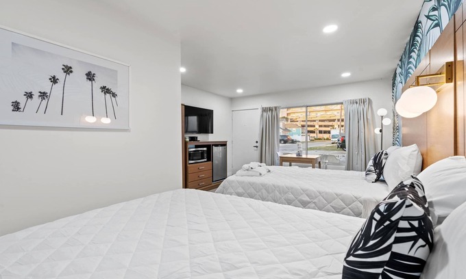Ash Apartamento | Ground Level Studio|2 Double Beds|Close 2 Beach