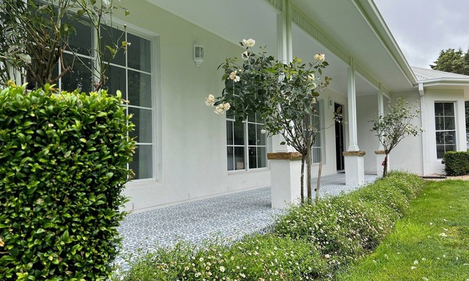 Robertson Casa | Grounds of Robertson. Stylish and Exclusive.