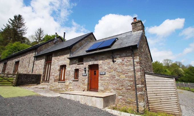 Brecon Casa | Group accommodation in the Brecon Beacon