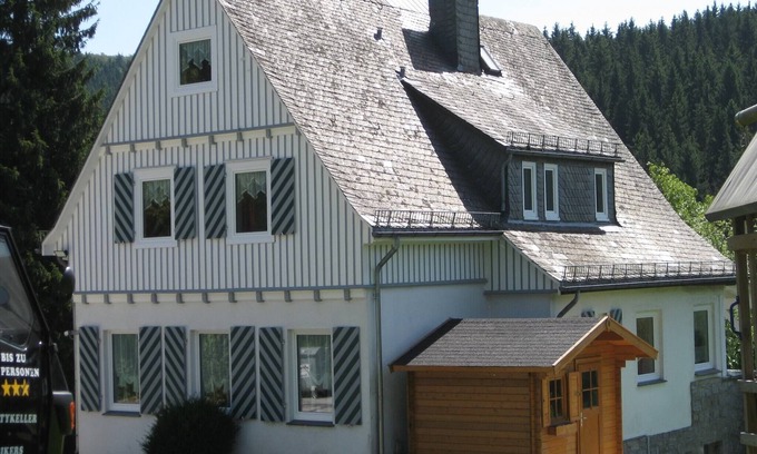 Pulvermuhle Casa | Ferienhaus en Brilon in der Nähe der Skipisten