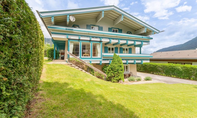 Oberkrimml Chalet De Esquí | Group house overlooking the waterfalls