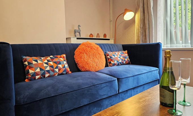 Banbury Casa | Group Stay with 3 Parking Spaces