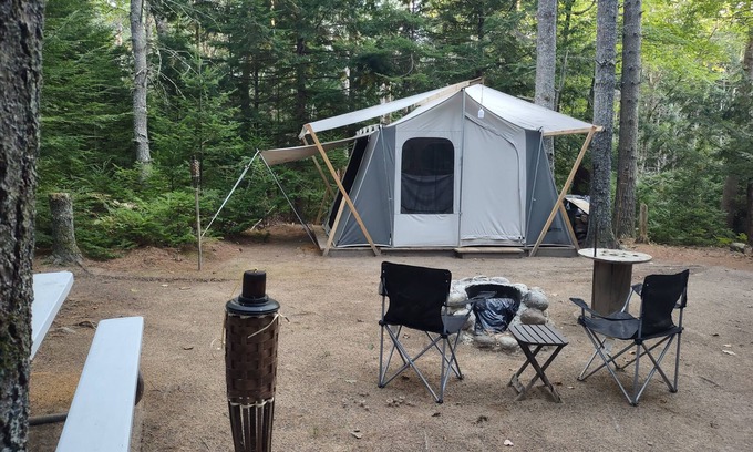 North Yarmouth Cabina | Groupie Site TMT