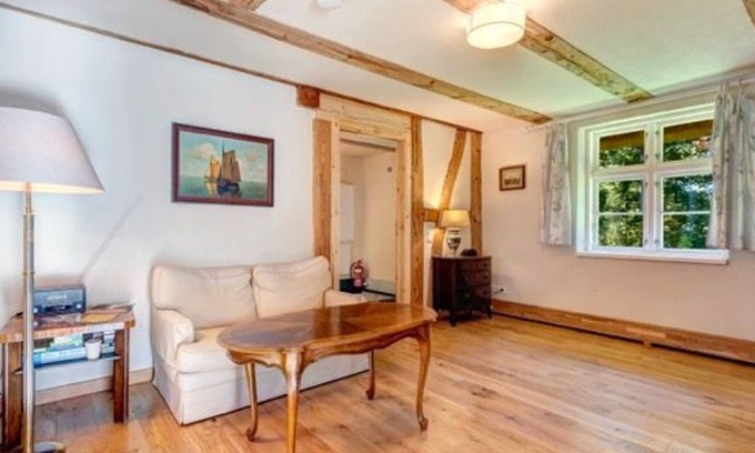 Lassan Apartamento | Grüne Kate- small apartment for up to 6 people; sep. SZ, kitchen, garden - cottage at the swan pond