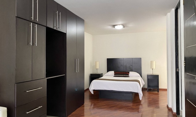 Miguel Hidalgo Apartamento | Grupo Kings Suites Chimborazo