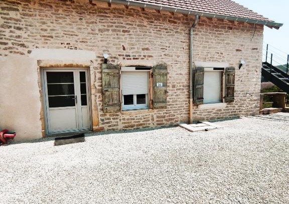 Saint-Jean-de-Vaux Casa | Gte du Moulin Brochat 3 with jacuzzi area