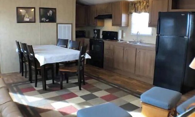 Whites City Casa | Hunting Party/Family Getaway