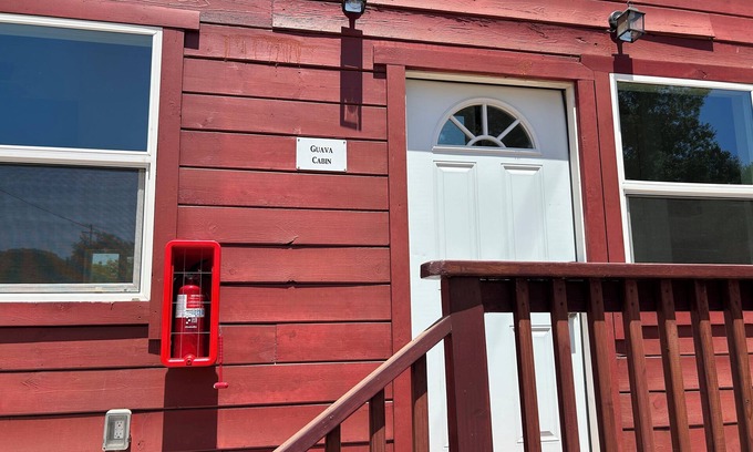 Fallbrook Cabina | Guava Cabin @ Vinyard Winery, 6 Adults, 2 Kids, Wifi, AC, Fallbrook